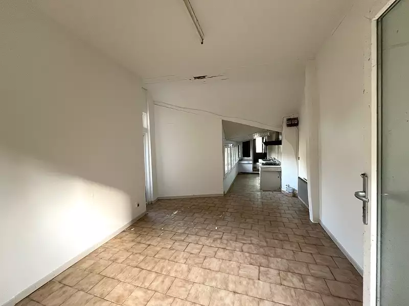 Immeuble, 211,42 m²