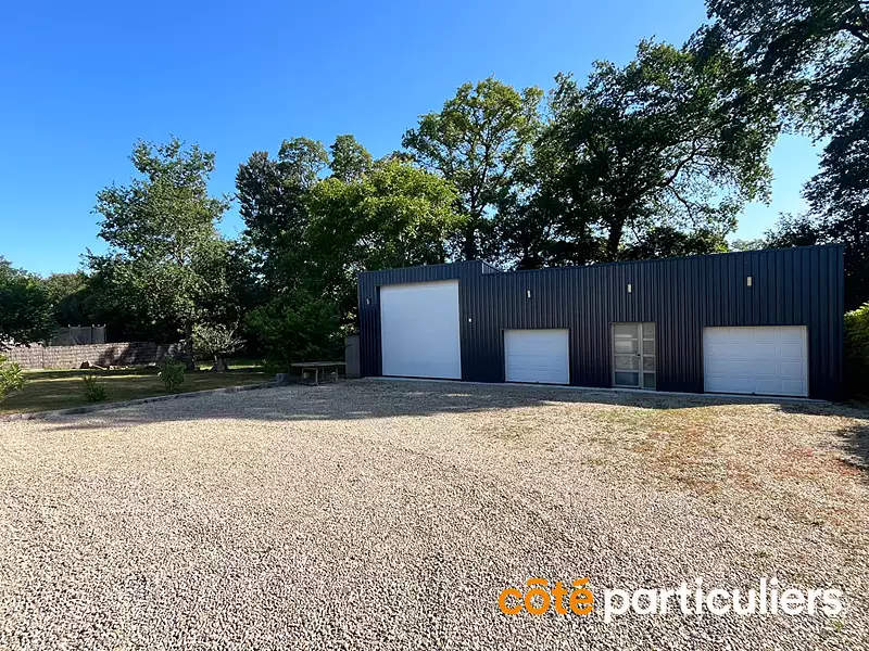 Maison, 251 m²