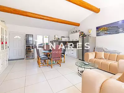 Maison, 77 m²