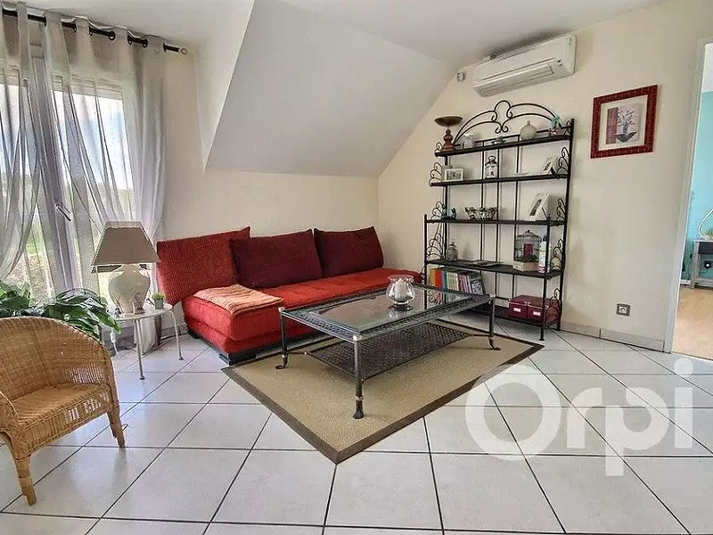 Maison, 147 m²