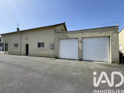 Immeuble, 220 m²