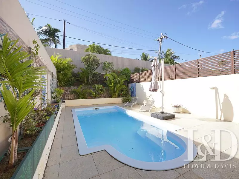 Maison, 242 m²