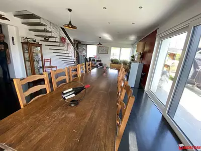 Maison, 220 m²