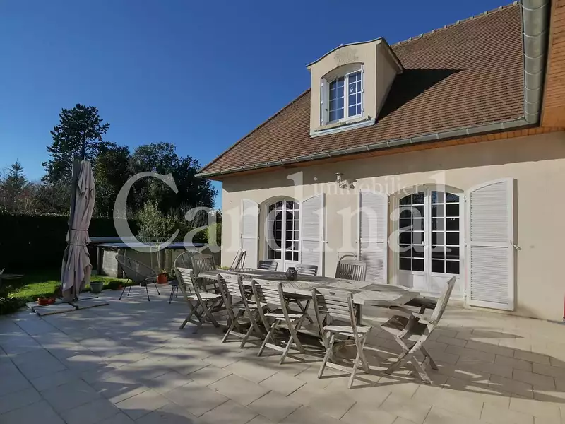 Maison, 170 m²