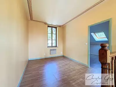 Maison, 260 m²