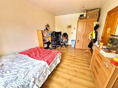 Maison, 266 m²