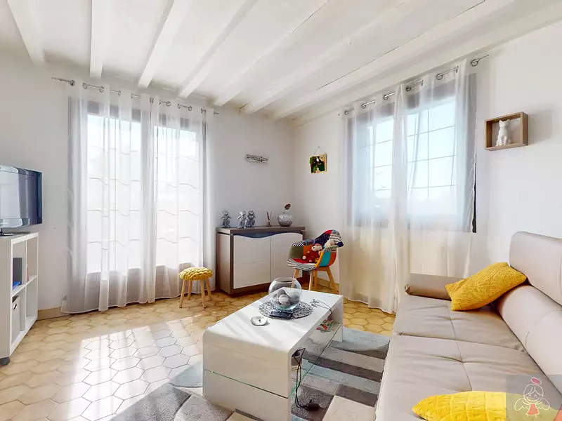 Maison, 96 m²