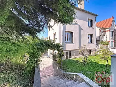 Maison, 203 m²