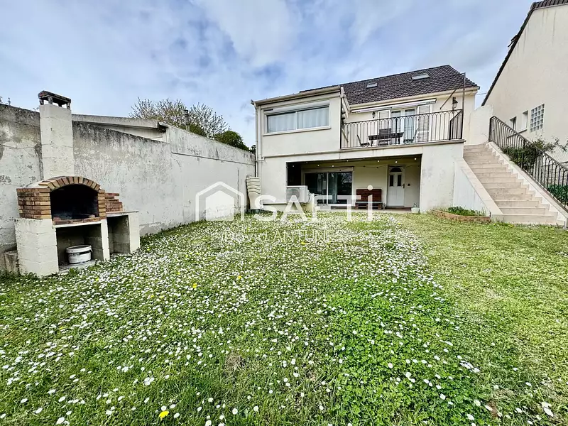 Maison, 130 m²