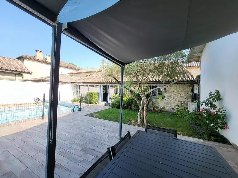 Maison, 191 m²