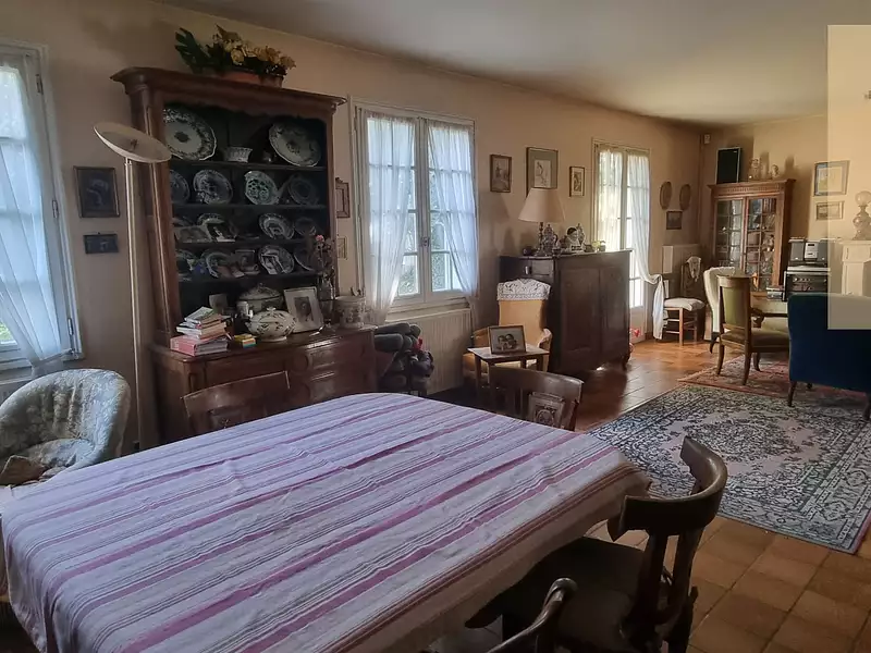 Maison, 161 m²