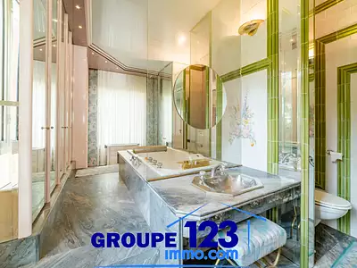 Maison, 342 m²