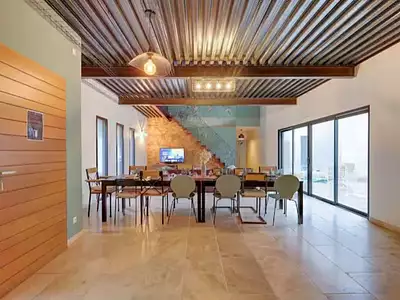 Maison, 280 m²