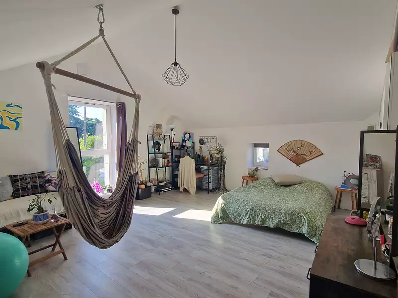 Maison, 196 m²