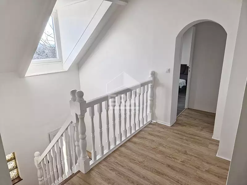 Maison, 219 m²