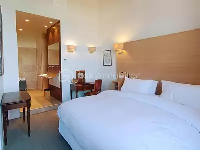 Maison, 650 m²