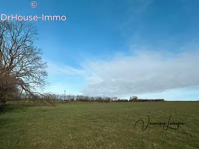 Terrain, 900 m²