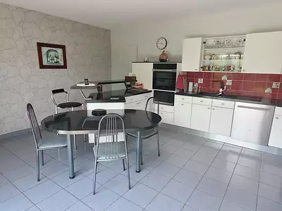 Maison, 255 m²