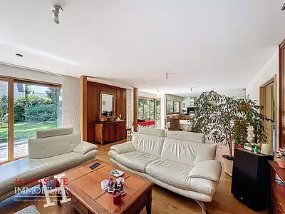 Maison, 193,76 m²