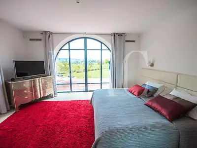 Maison, 650 m²