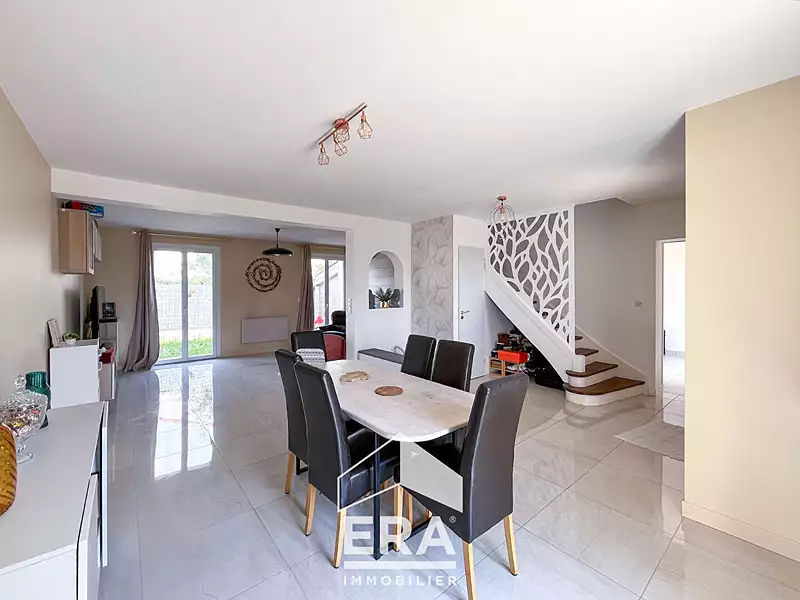 Maison, 100 m²