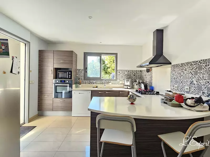 Maison, 162 m²