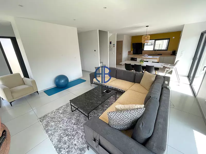Maison, 110 m²