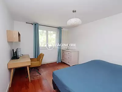 Maison, 240 m²