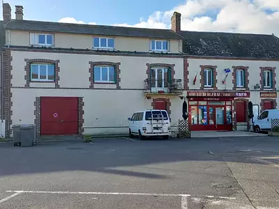 Immeuble, 328,79 m²