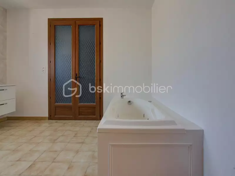 Maison, 150 m²