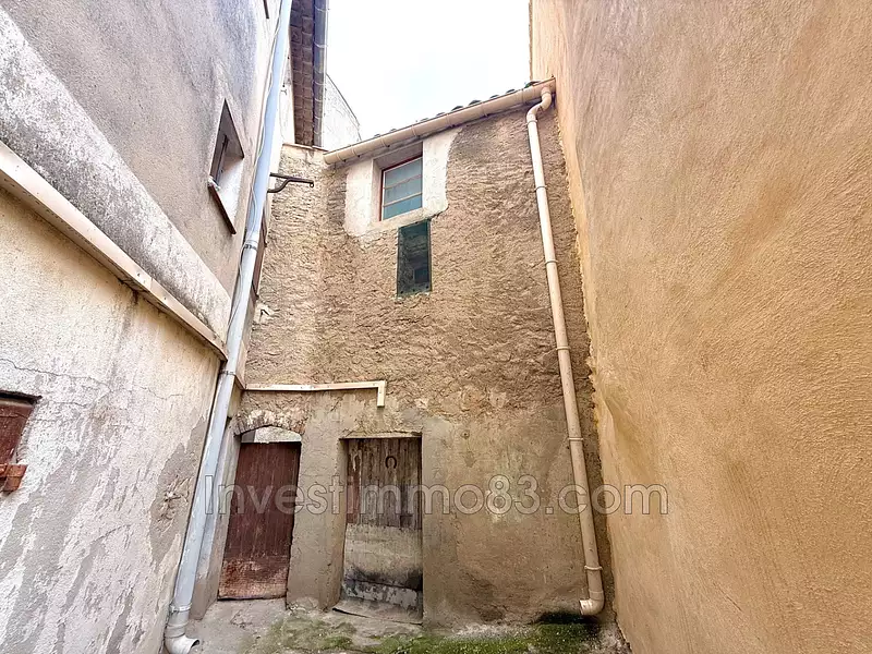 Maison, 220 m²