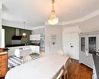 Maison, 230 m²