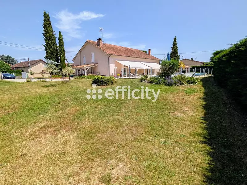 Maison, 175 m²