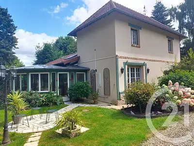 Maison, 168 m²
