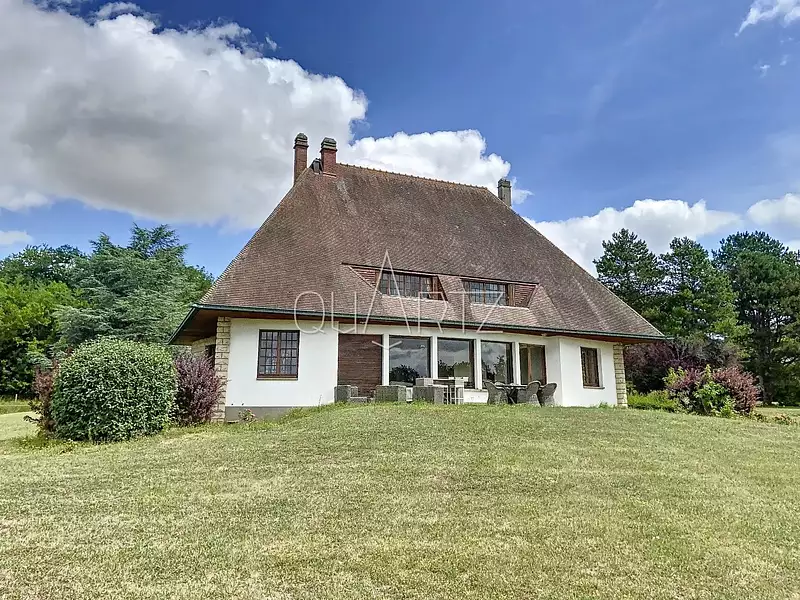 Maison, 226 m²