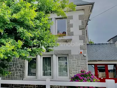 Maison, 244 m²