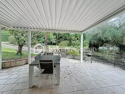 Maison, 230 m²