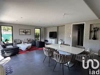 Maison, 190 m²