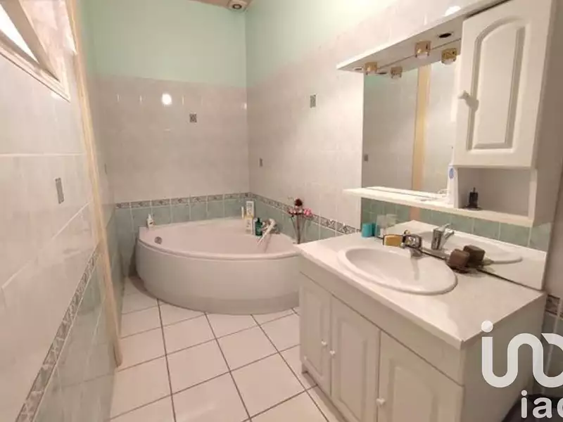 Maison, 115 m²