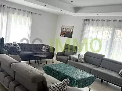 Maison, 168 m²