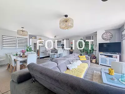 Maison, 115 m²