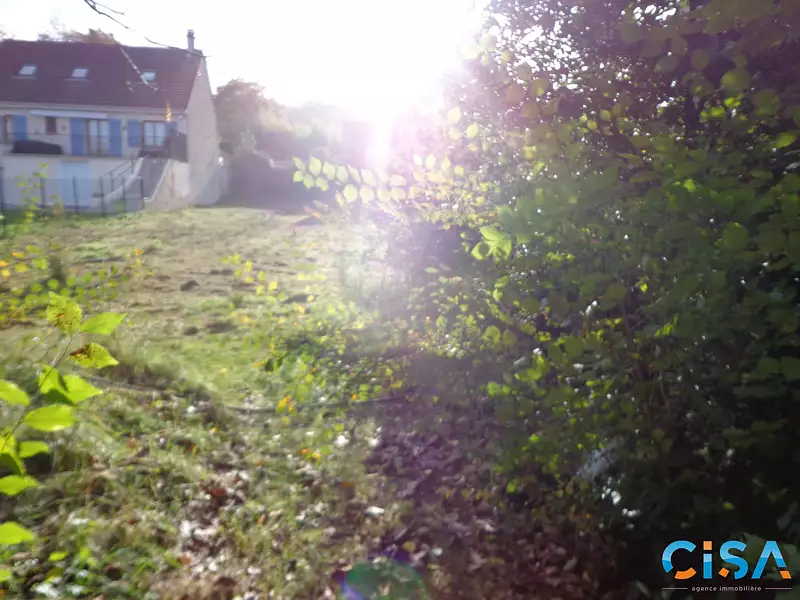 Terrain, 708 m²