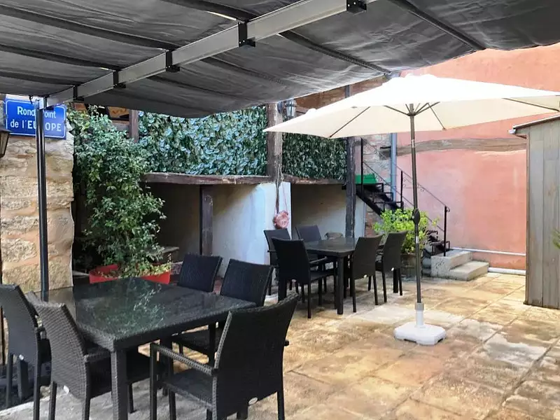 Immeuble, 1 485 m²