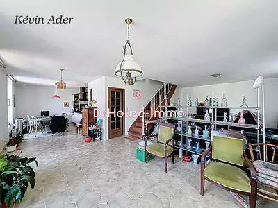Maison, 328 m²