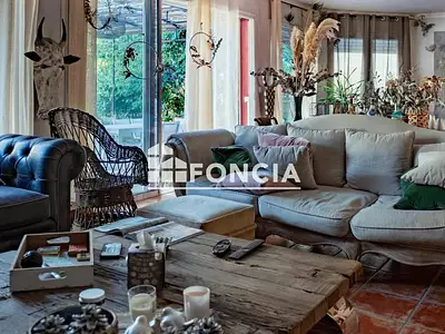Maison, 213 m²