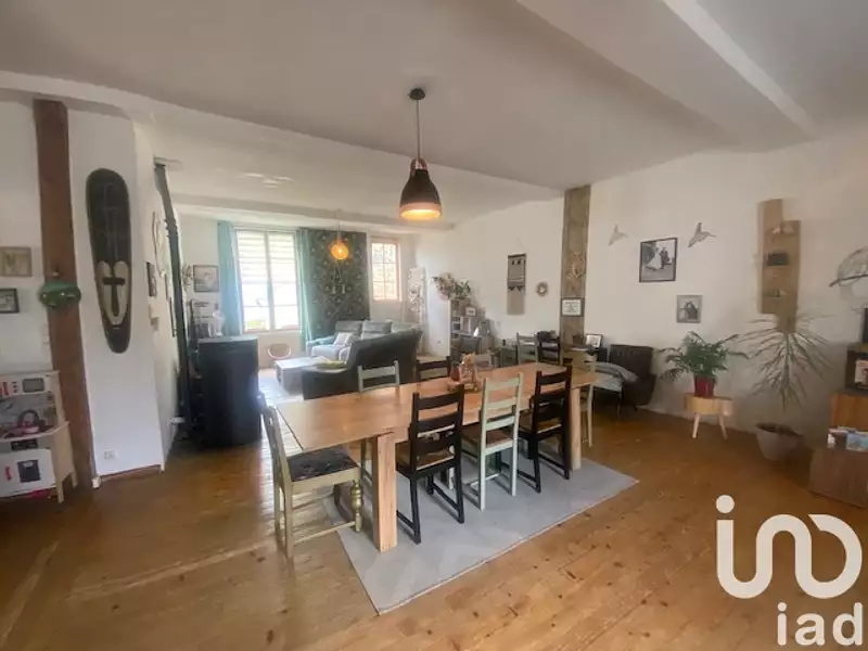 Maison, 196 m²