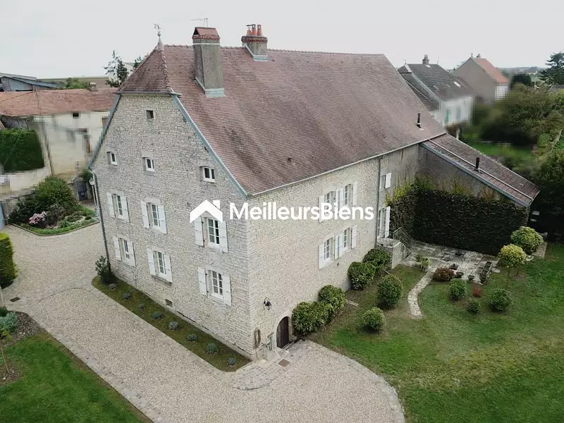 Maison, 285 m²