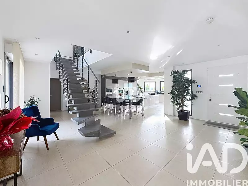 Maison, 290 m²