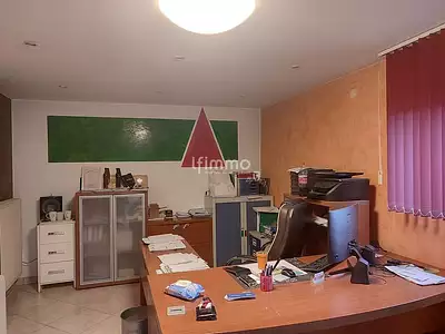 Immeuble, 183 m²