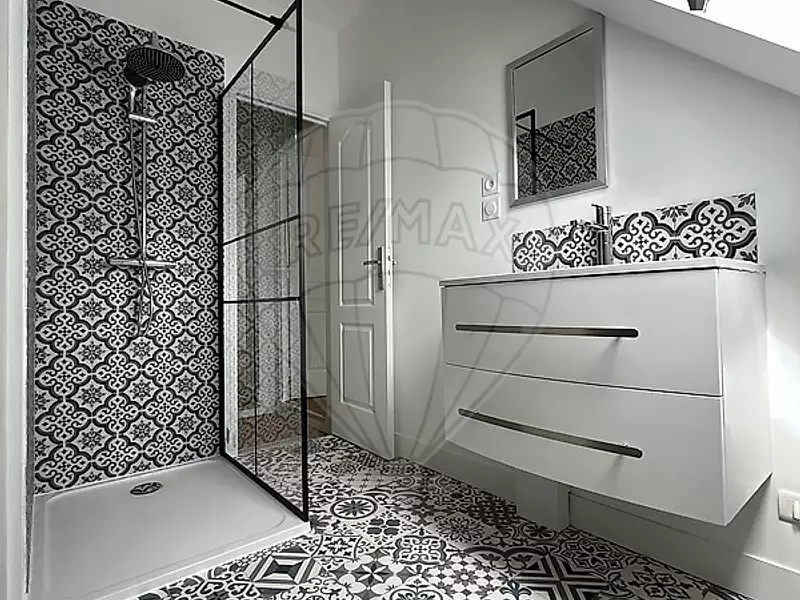 Maison, 168 m²